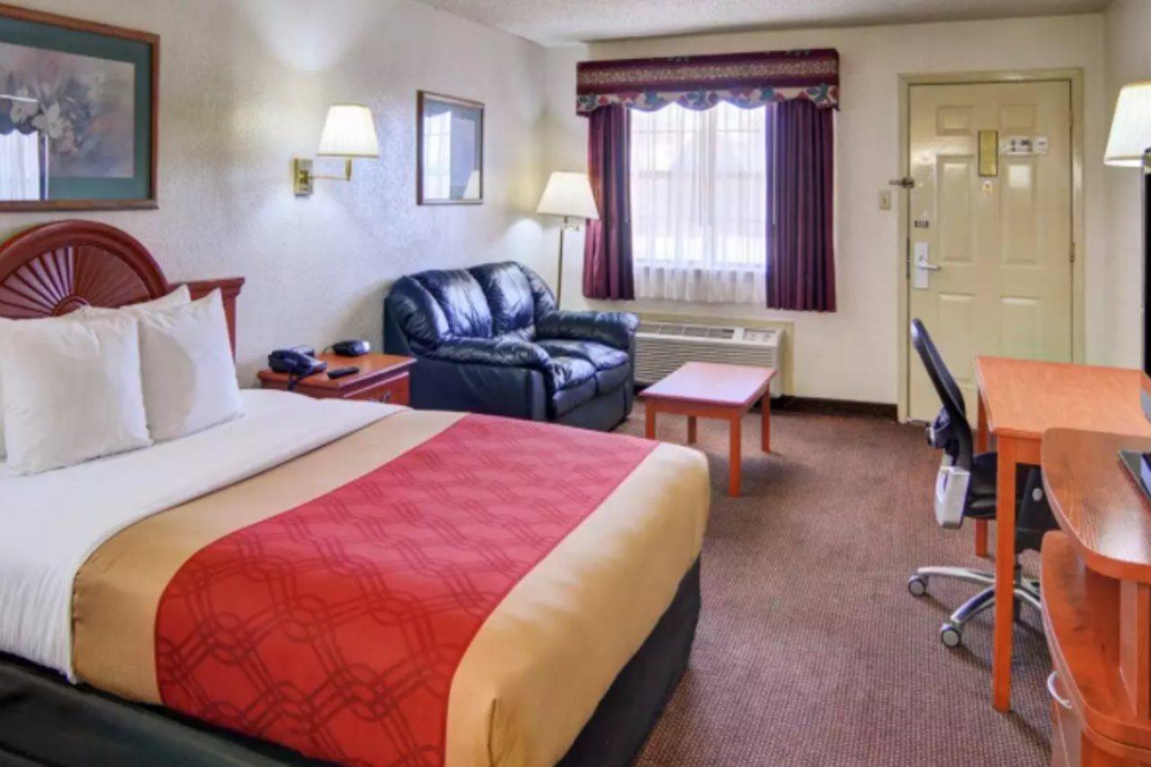 Super 8 By Wyndham Decatur Texas Hotel Kültér fotó