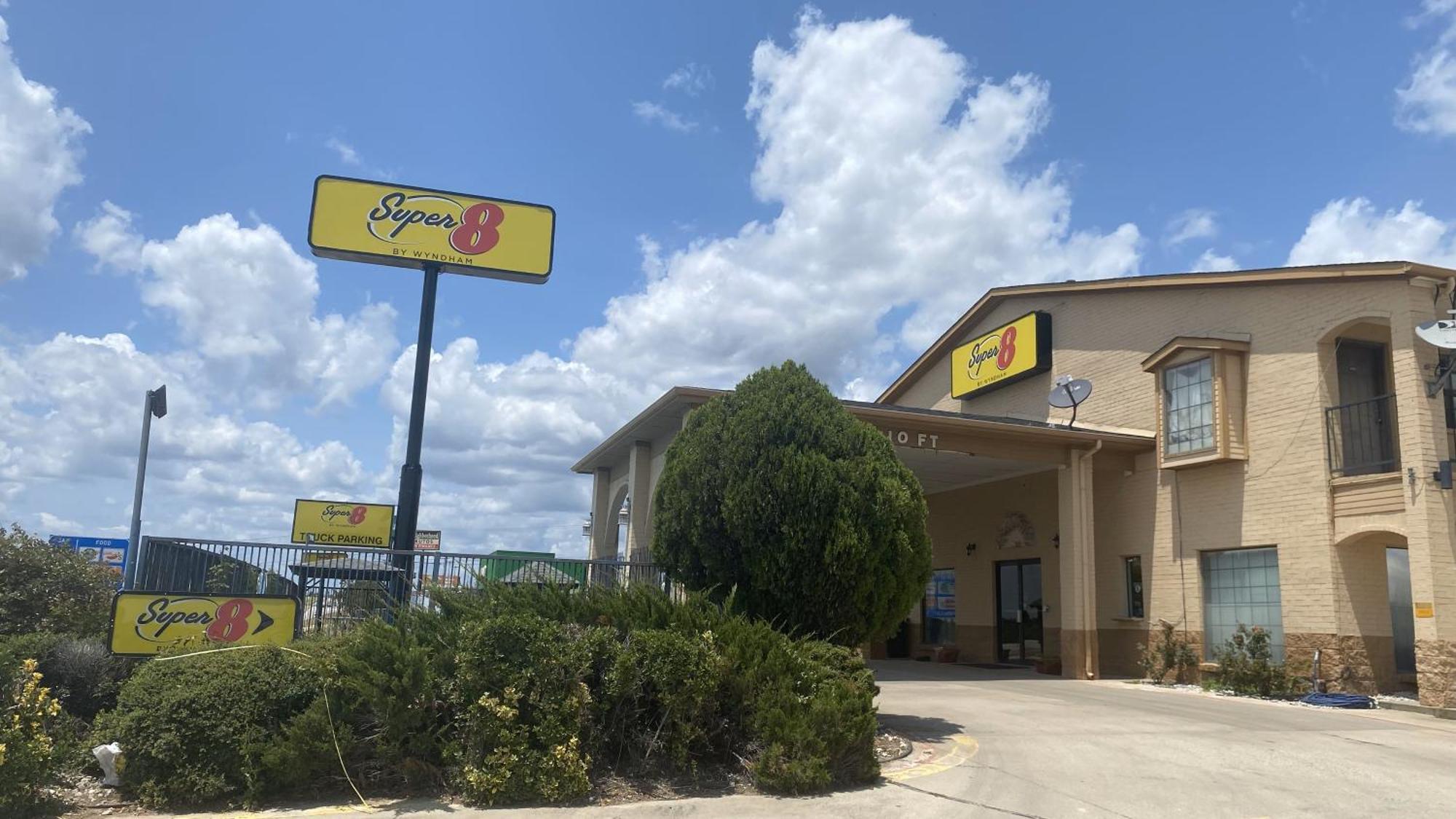 Super 8 By Wyndham Decatur Texas Hotel Kültér fotó